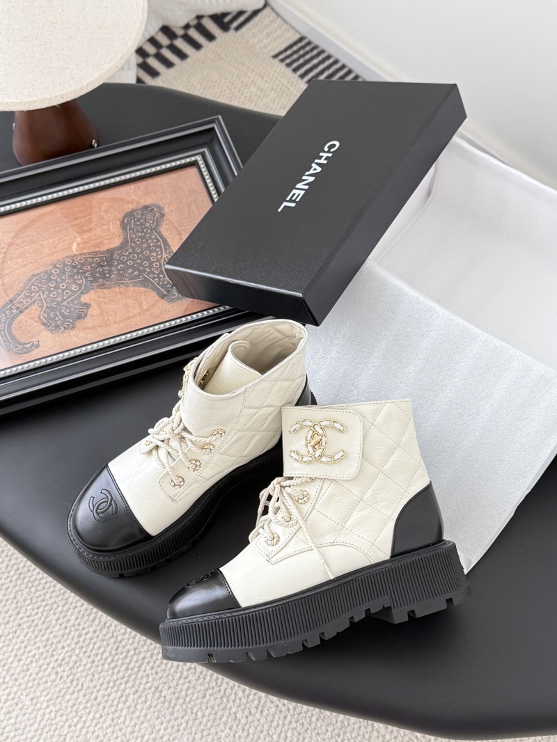 Ch**el boots